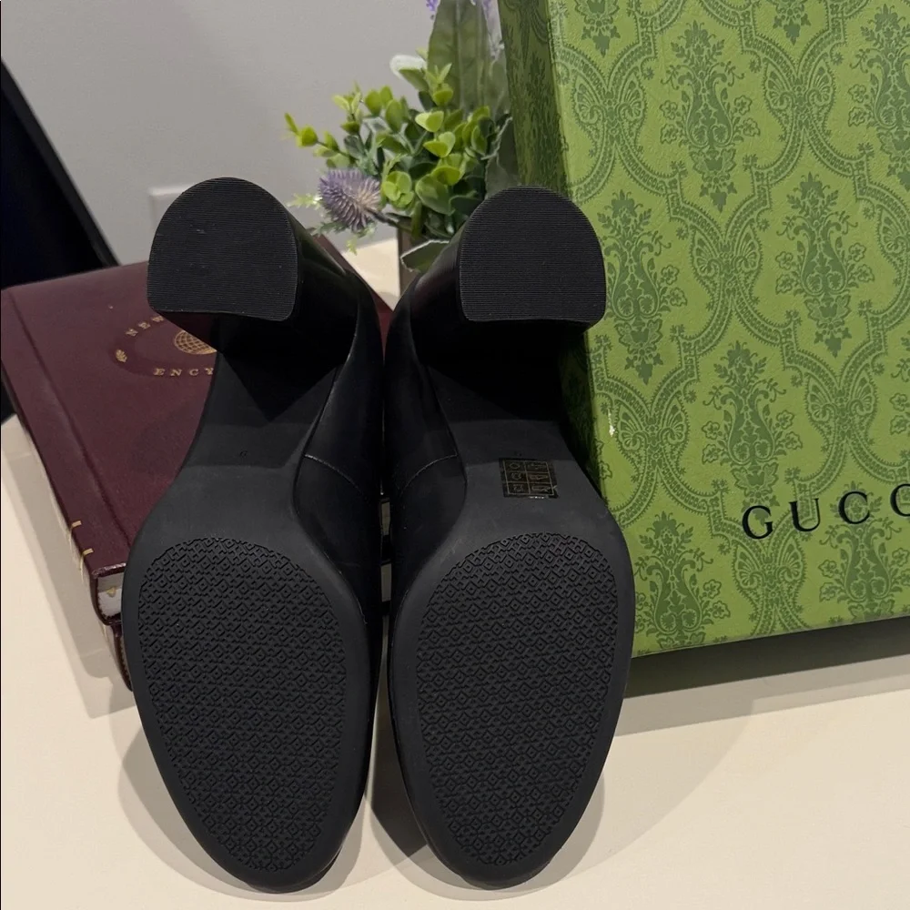 Tory Burch Janey Black Leather Block Heel Pumps - Picture 11 of 12